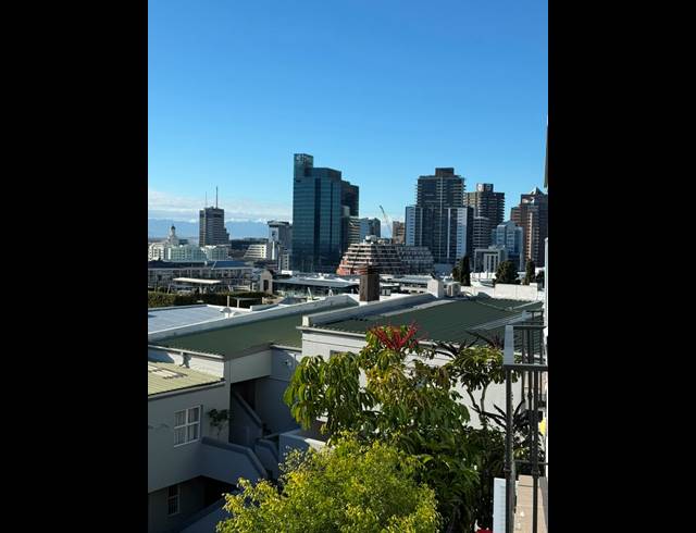 3 BEDROOM APARTMENT TO LET IN DE WATERKANT